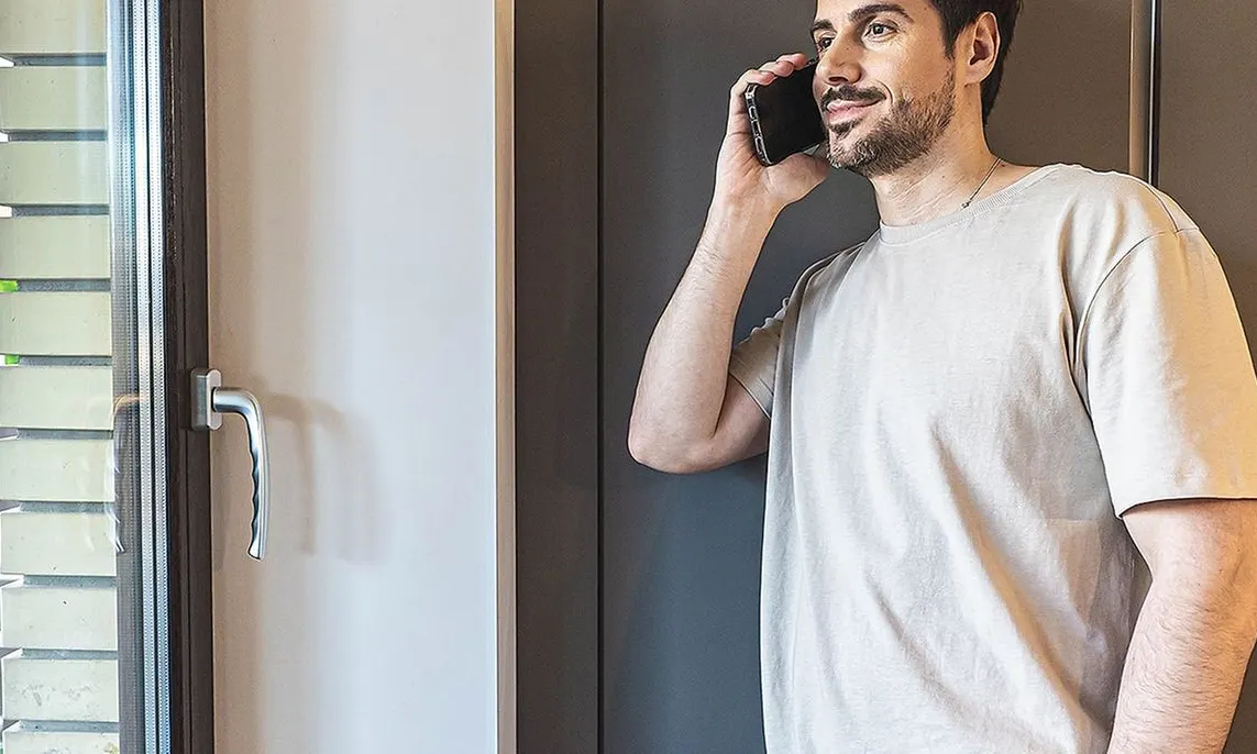 REHAU INTELIO: окно в интерьере